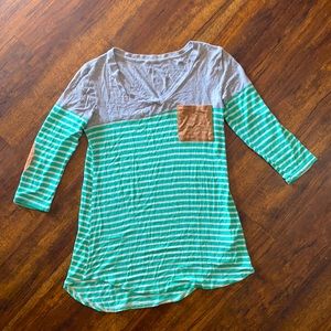Ladies 3/4 length sleeve top